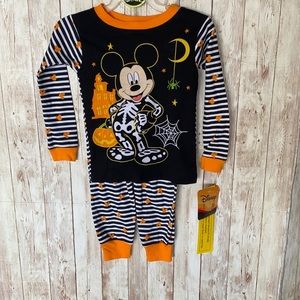 Disney Halloween glow in the dark two piece PJs 2T